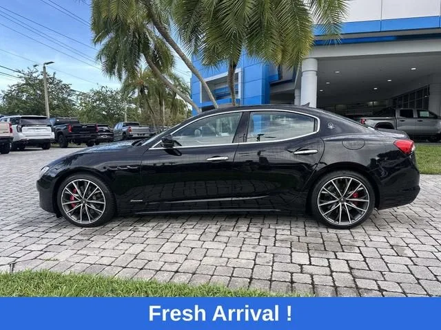 2021 Maserati Ghibli S GranLusso photo 5