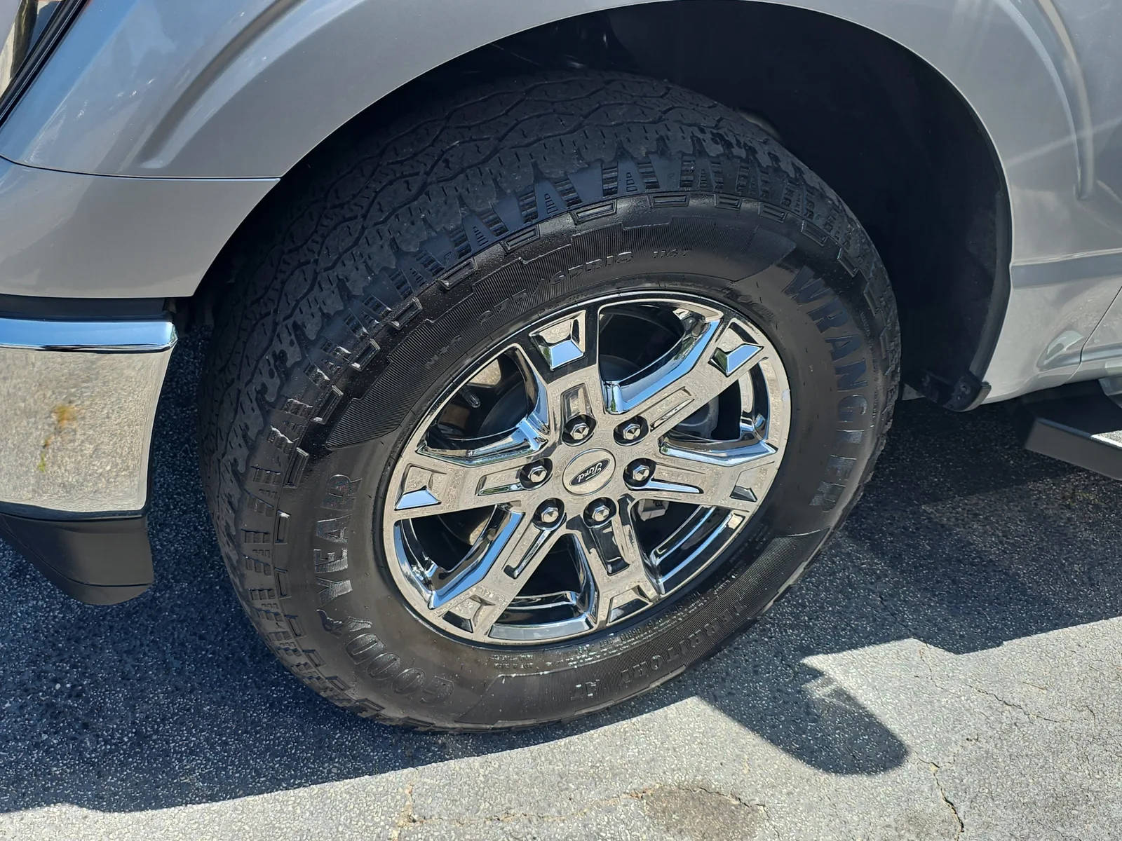 2023 Ford F-150 XL photo 4
