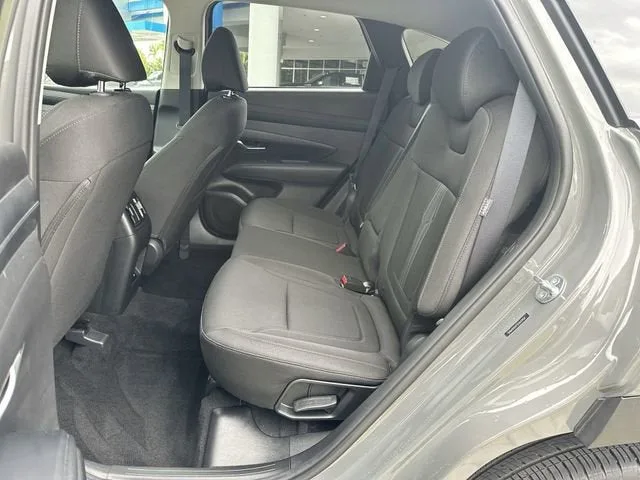 2025 Hyundai Tucson SEL photo 27