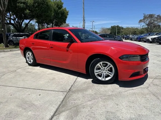 2023 Dodge Charger SXT photo 18