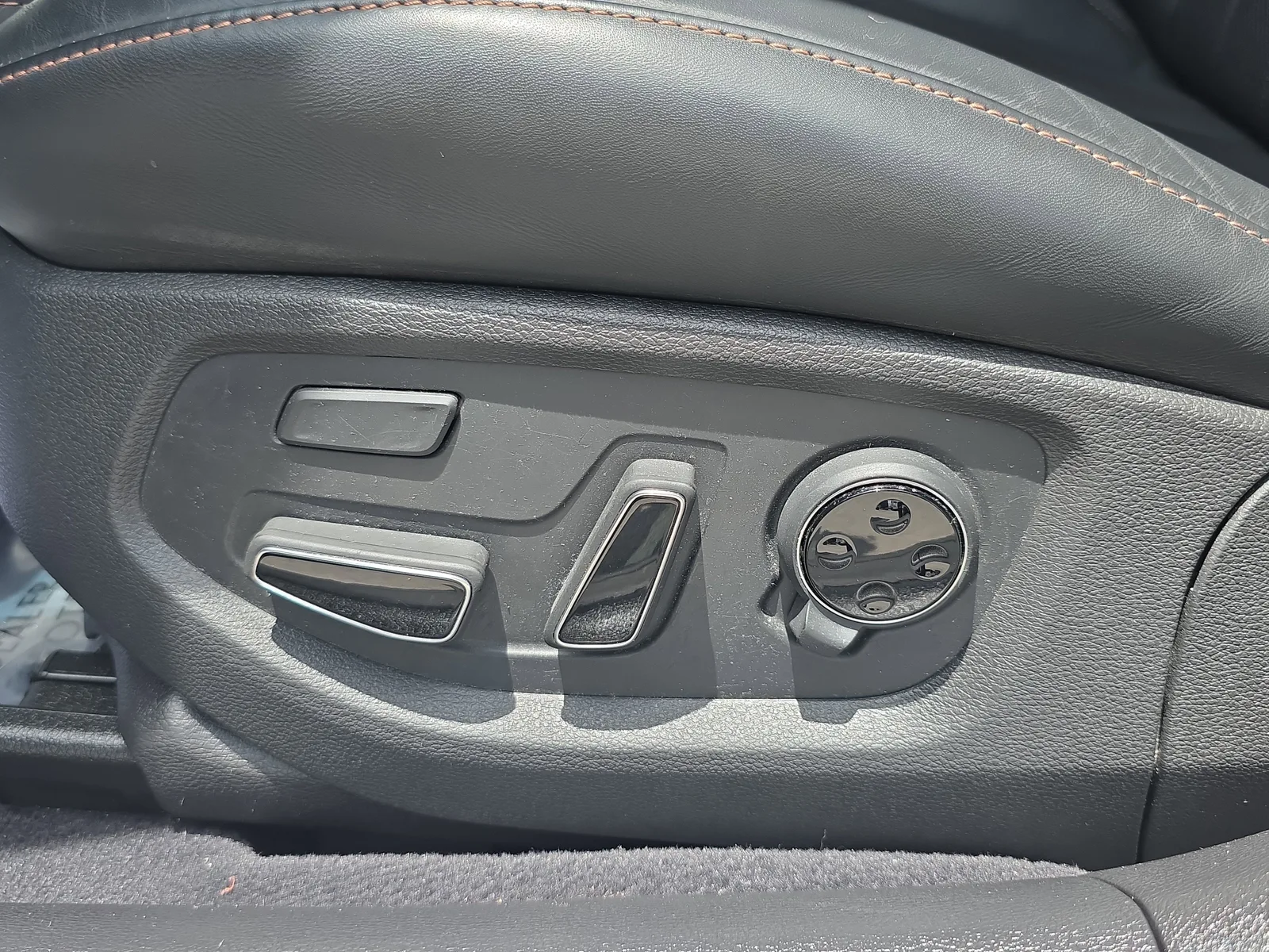2019 Genesis G80 3.3T Sport photo 23