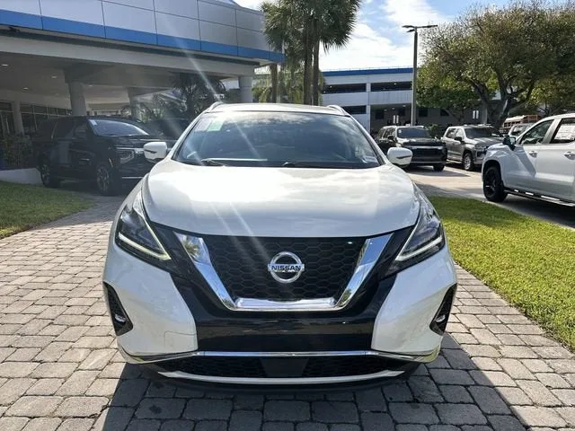 2022 Nissan Murano SV photo 19