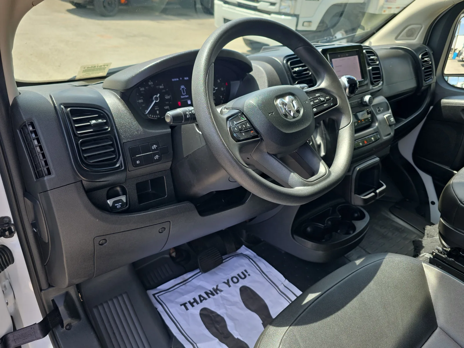 2025 RAM ProMaster Cargo Van Tradesman photo 24