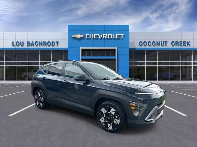 2025 Hyundai Kona SEL photo 2