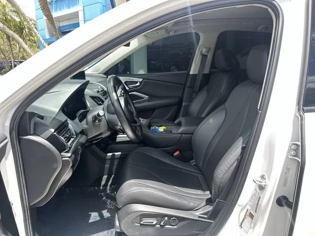 2024 Acura RDX 4DR SH-AWD photo 30