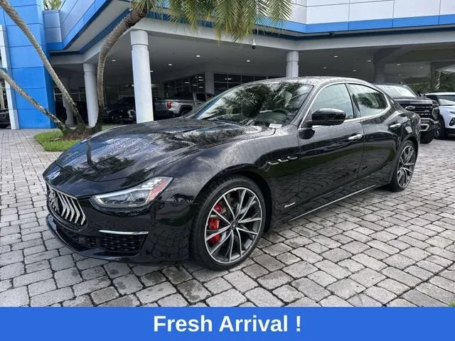 2021 Maserati Ghibli S GranLusso photo 4