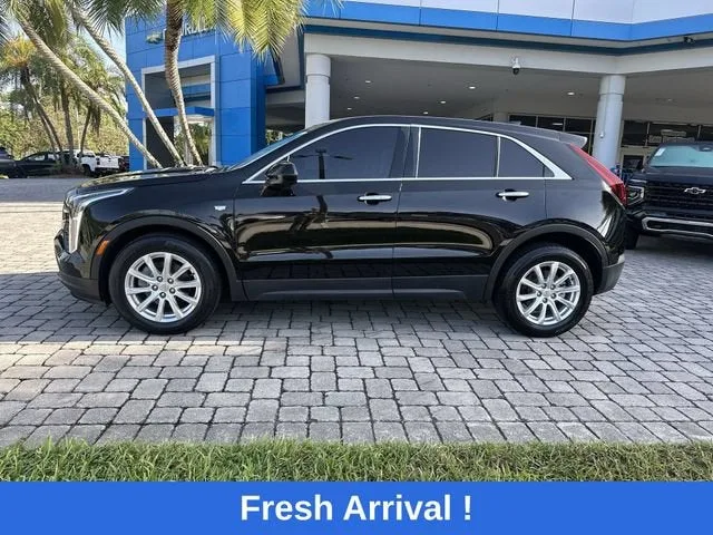 2023 Cadillac XT4 FWD Luxury photo 31