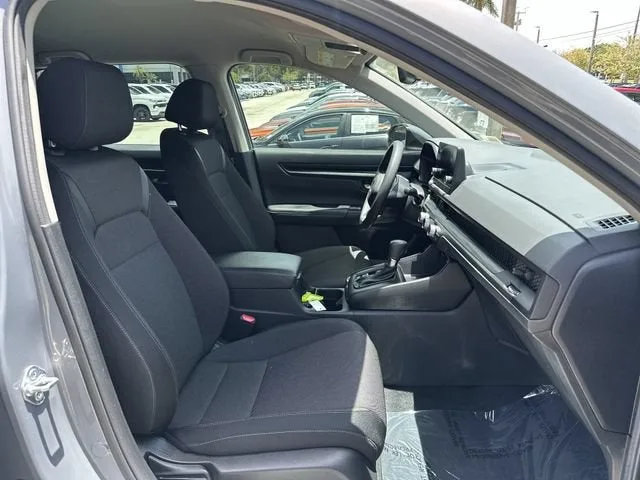 2023 Honda CR-V LX photo 29