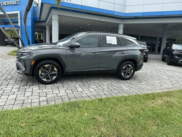 2025 Hyundai Tucson SEL photo 21