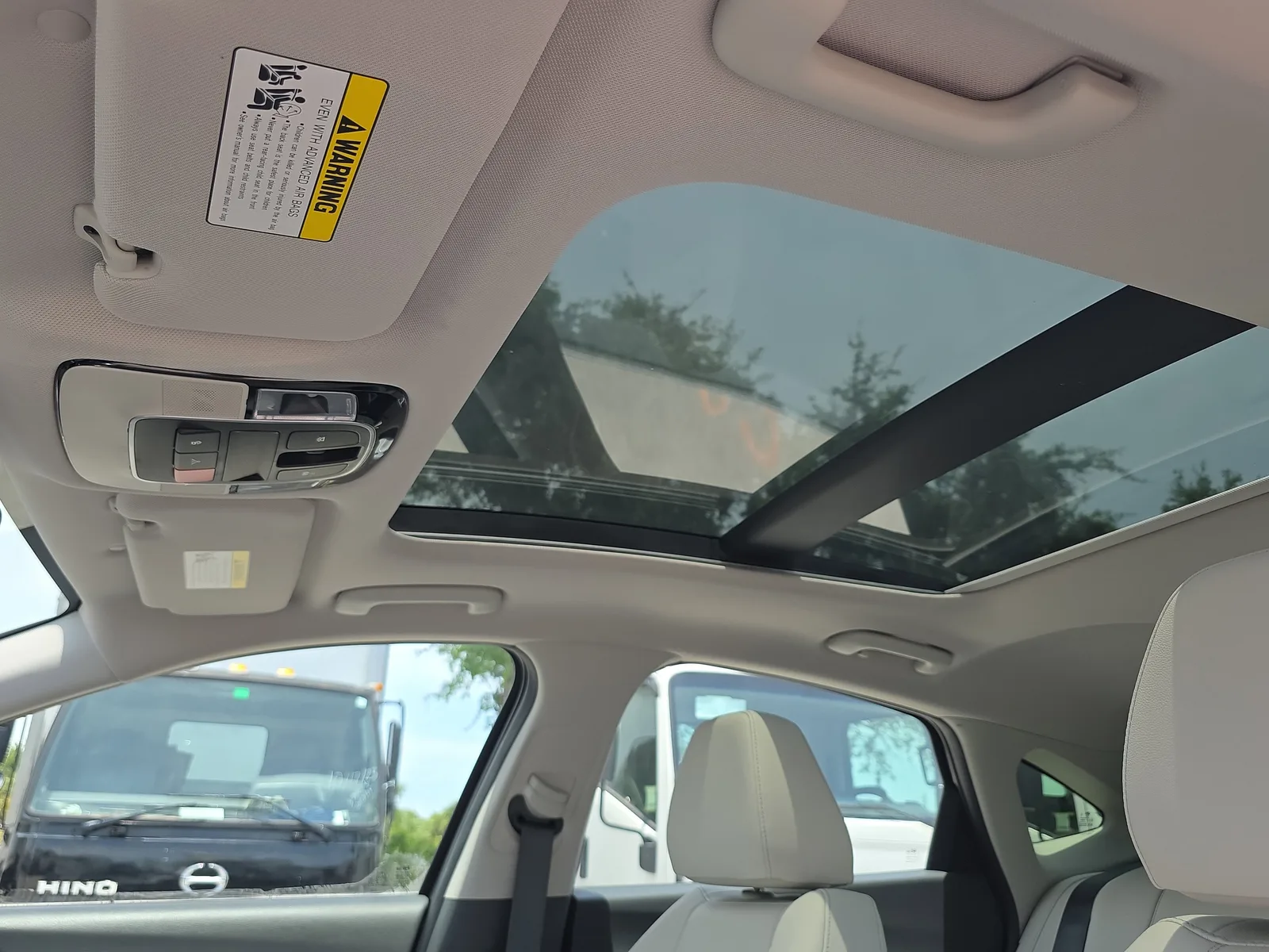 2023 Hyundai Sonata Limited photo 25