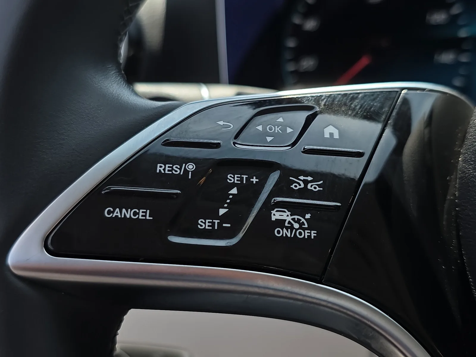 2023 Mercedes-Benz E-Class E 450 photo 30