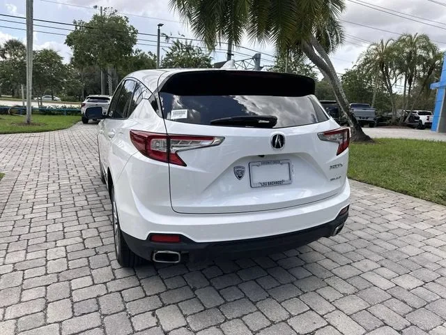 2024 Acura RDX 4DR SH-AWD photo 35