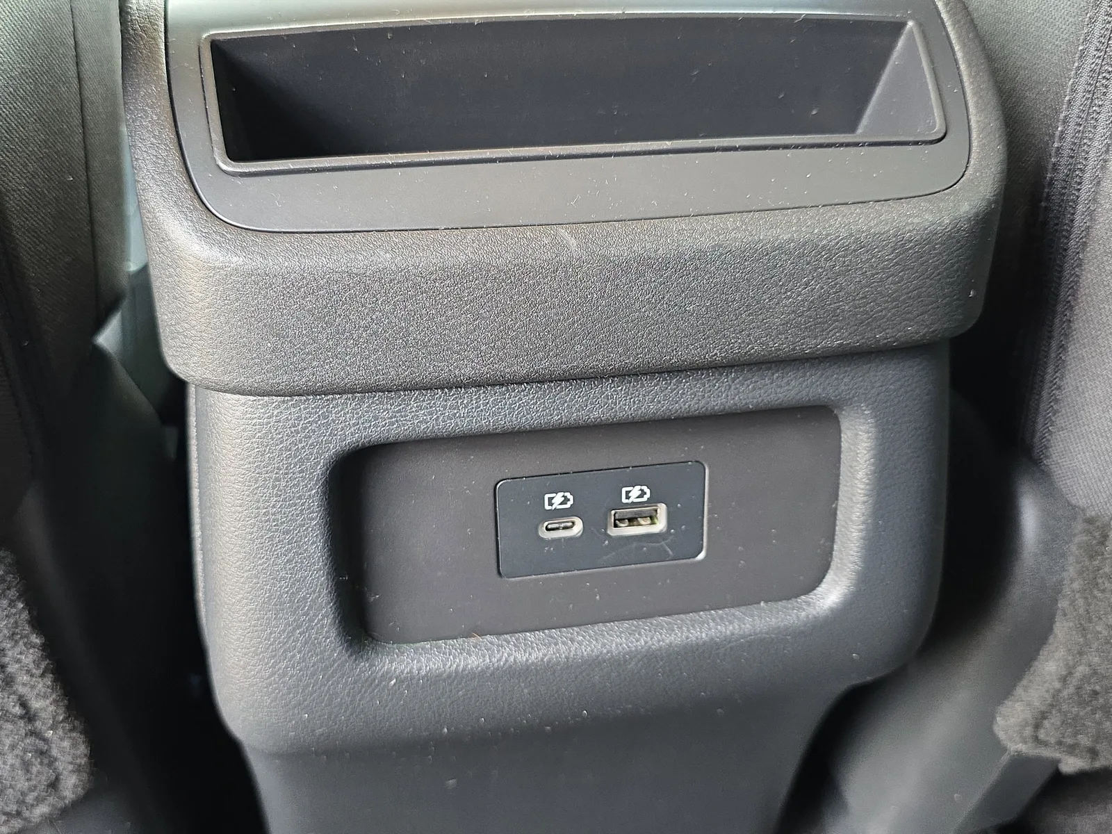 2024 Nissan Pathfinder S photo 18