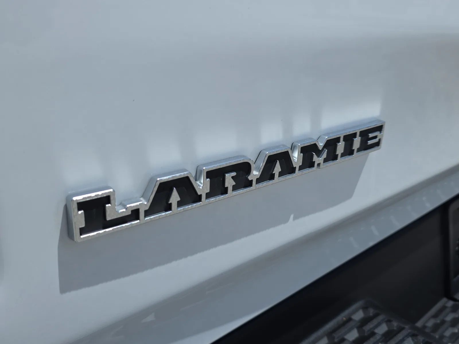 2026 RAM 1500 Laramie photo 10