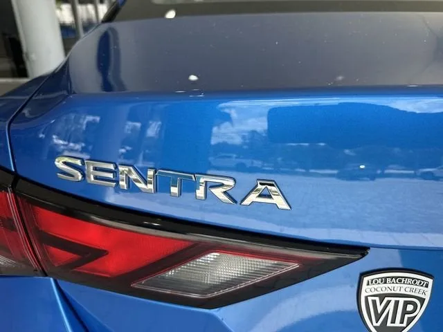 2024 Nissan Sentra SV photo 14