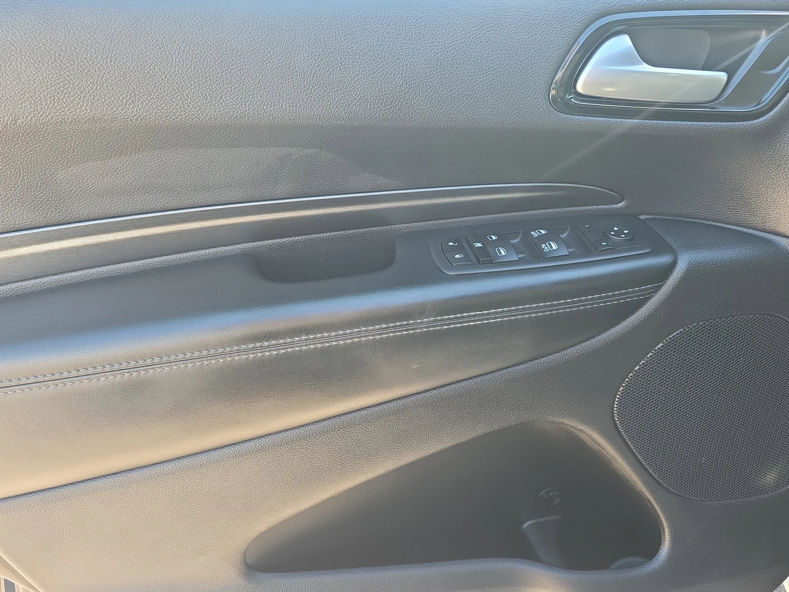2023 Dodge Durango SXT photo 21