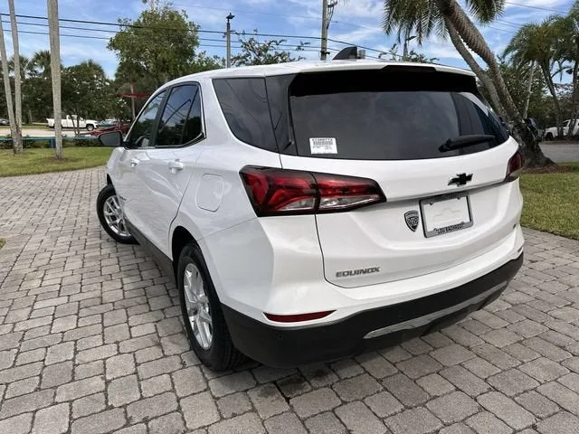 2023 Chevrolet Equinox LT photo 12