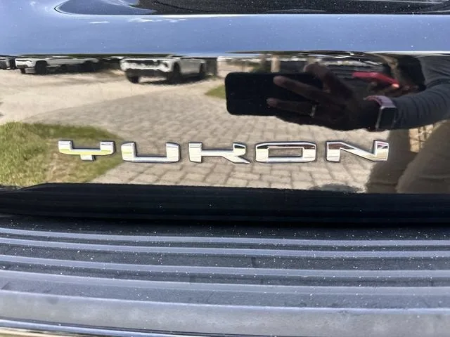 2023 GMC Yukon XL Denali photo 39