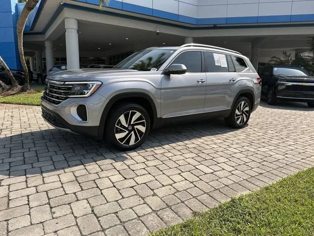 2024 Volkswagen Atlas 2.0T SEL photo 31