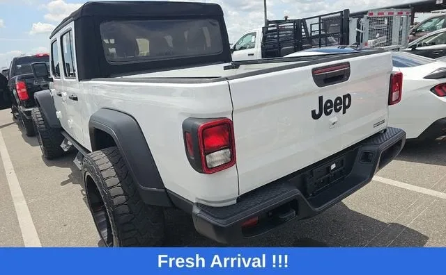 2020 Jeep Gladiator Sport S photo 6