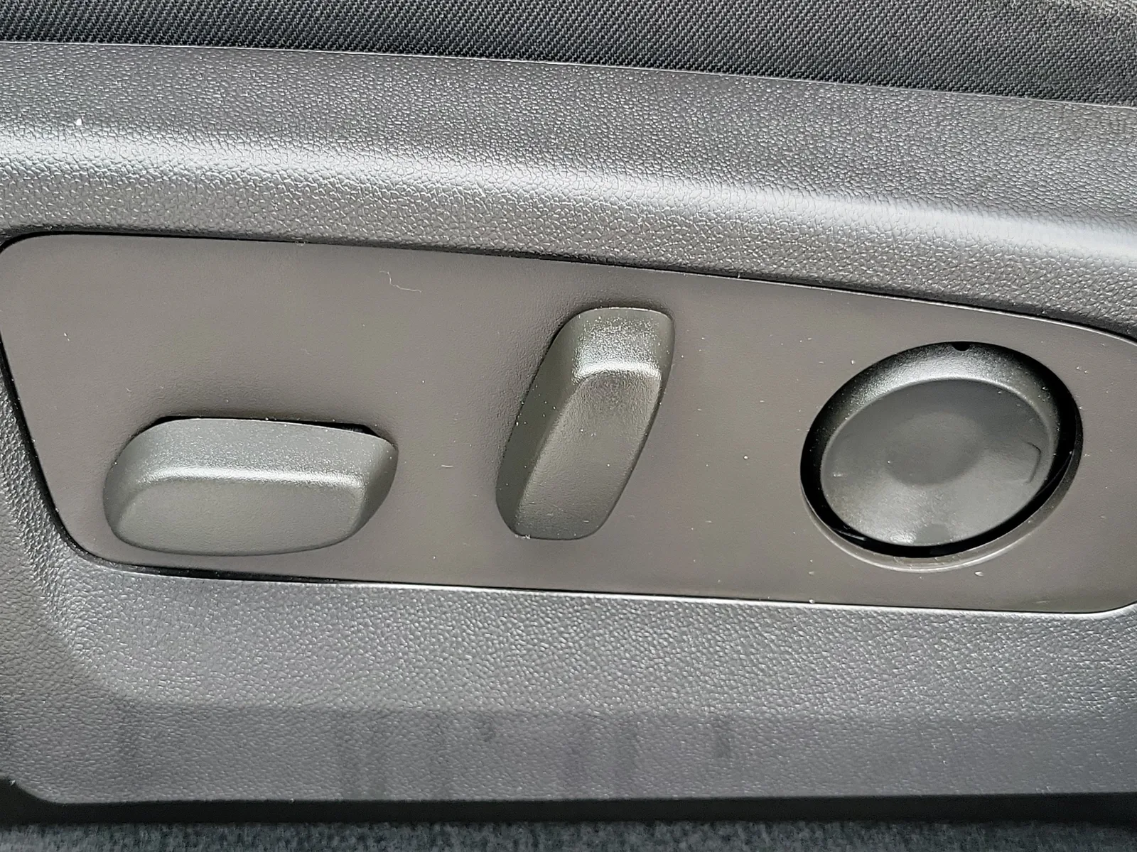 2023 Chevrolet Colorado Trail Boss photo 26
