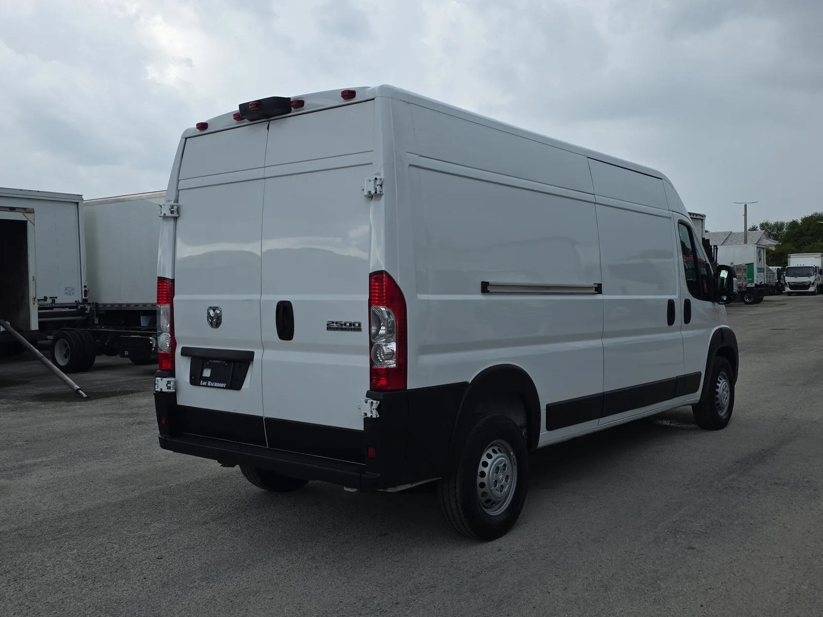 2024 RAM ProMaster Cargo Van Tradesman photo 7