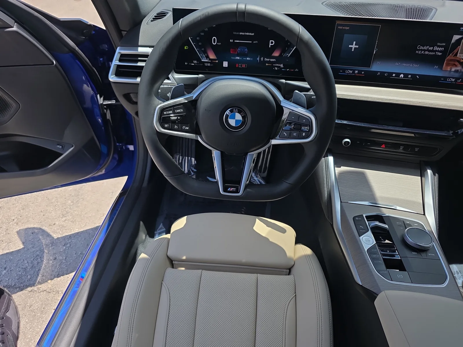 2025 BMW 2 Series 230i photo 17