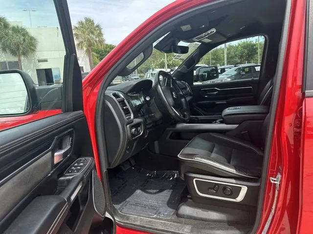 2024 RAM 1500 Laramie photo 22