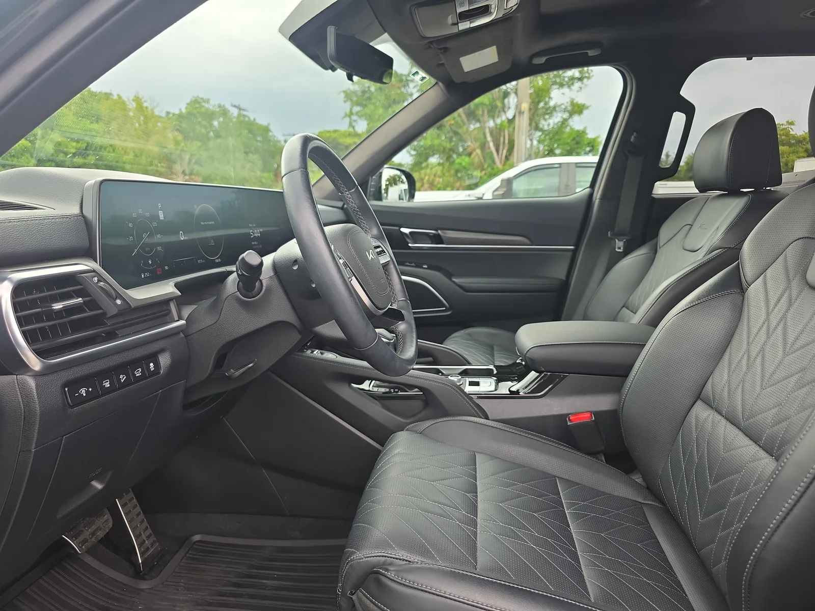 2025 Kia Telluride SX-Prestige X-Line photo 25