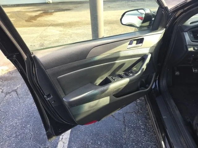 2018 Hyundai Sonata Sport photo 12
