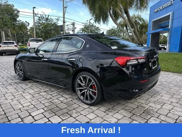2021 Maserati Ghibli S GranLusso photo 6