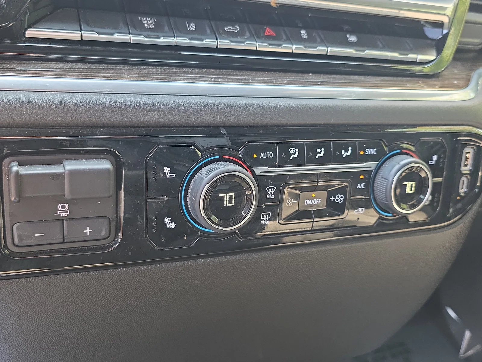 2025 Chevrolet Silverado 2500 HD LT photo 33
