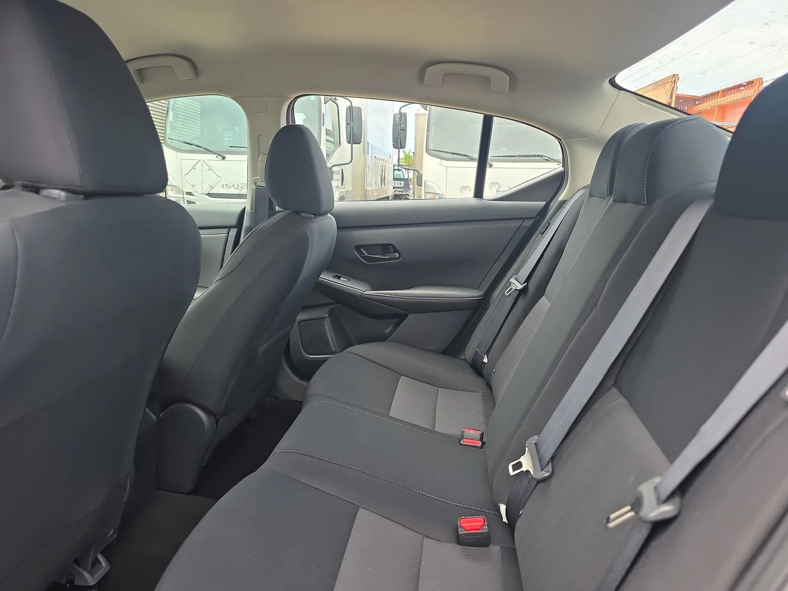 2025 Nissan Sentra SV photo 15