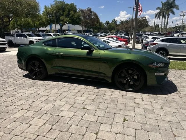 2022 Ford Mustang GT photo 15