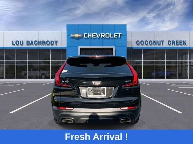 2023 Cadillac XT4 FWD Luxury photo 7