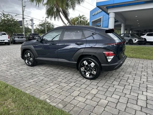 2025 Hyundai Kona SEL photo 33
