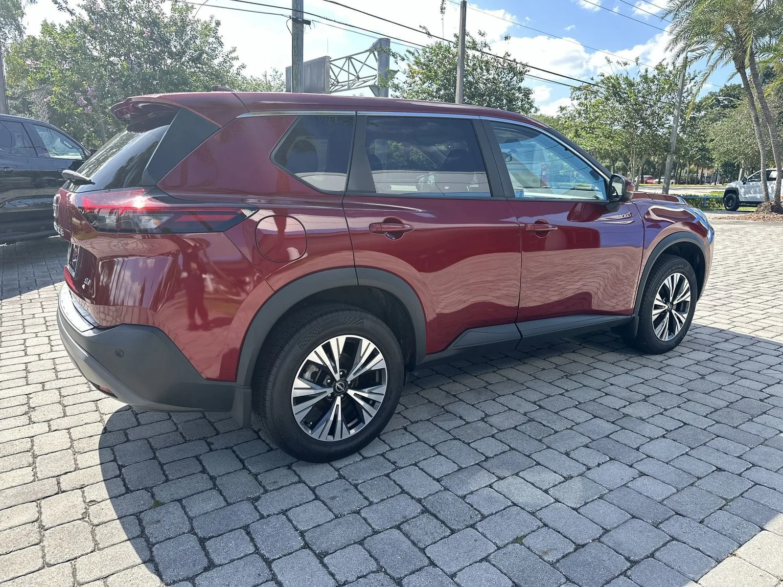 2023 Nissan Rogue SV photo 31