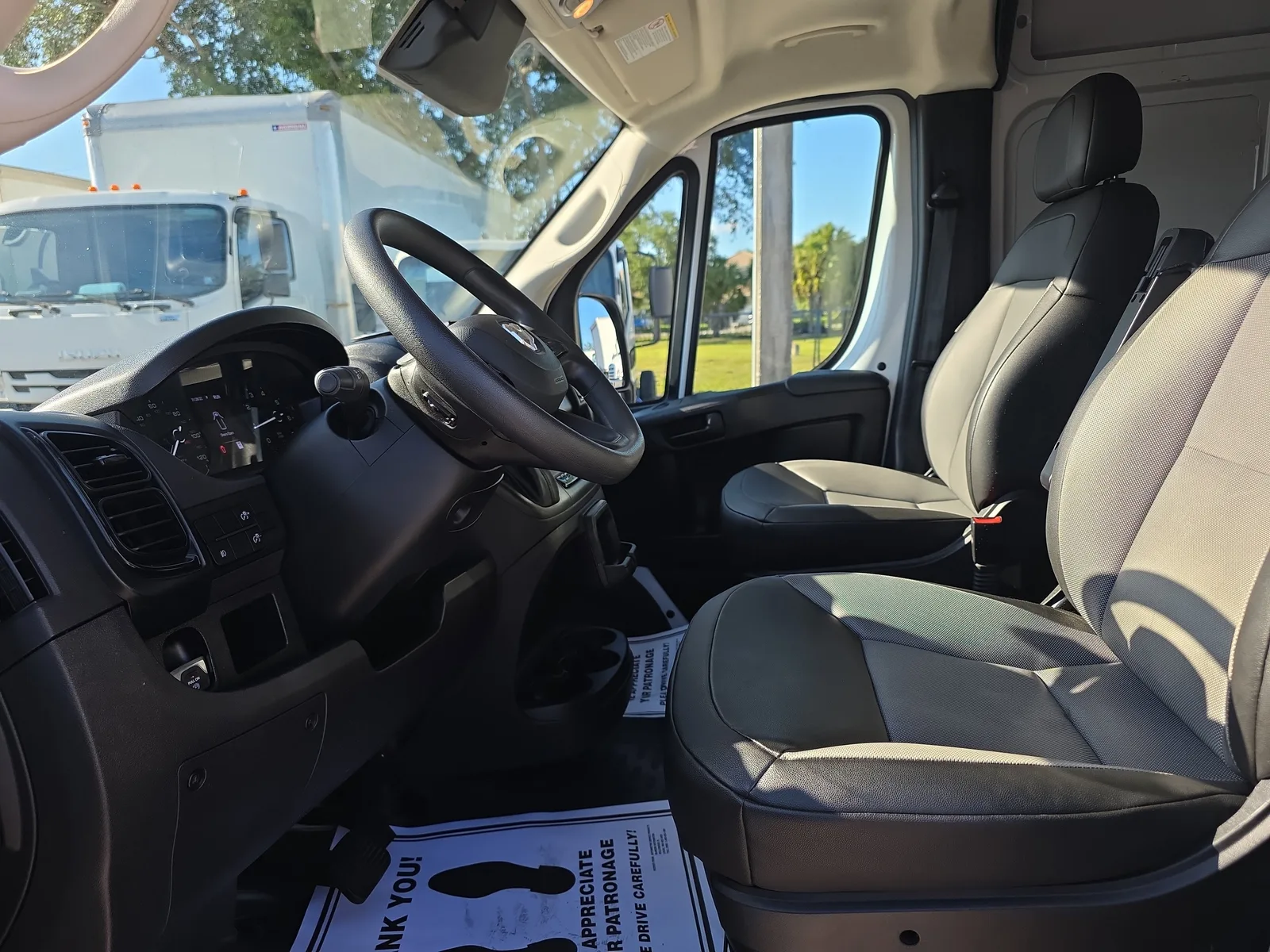 2025 RAM ProMaster Cargo Van Tradesman photo 21
