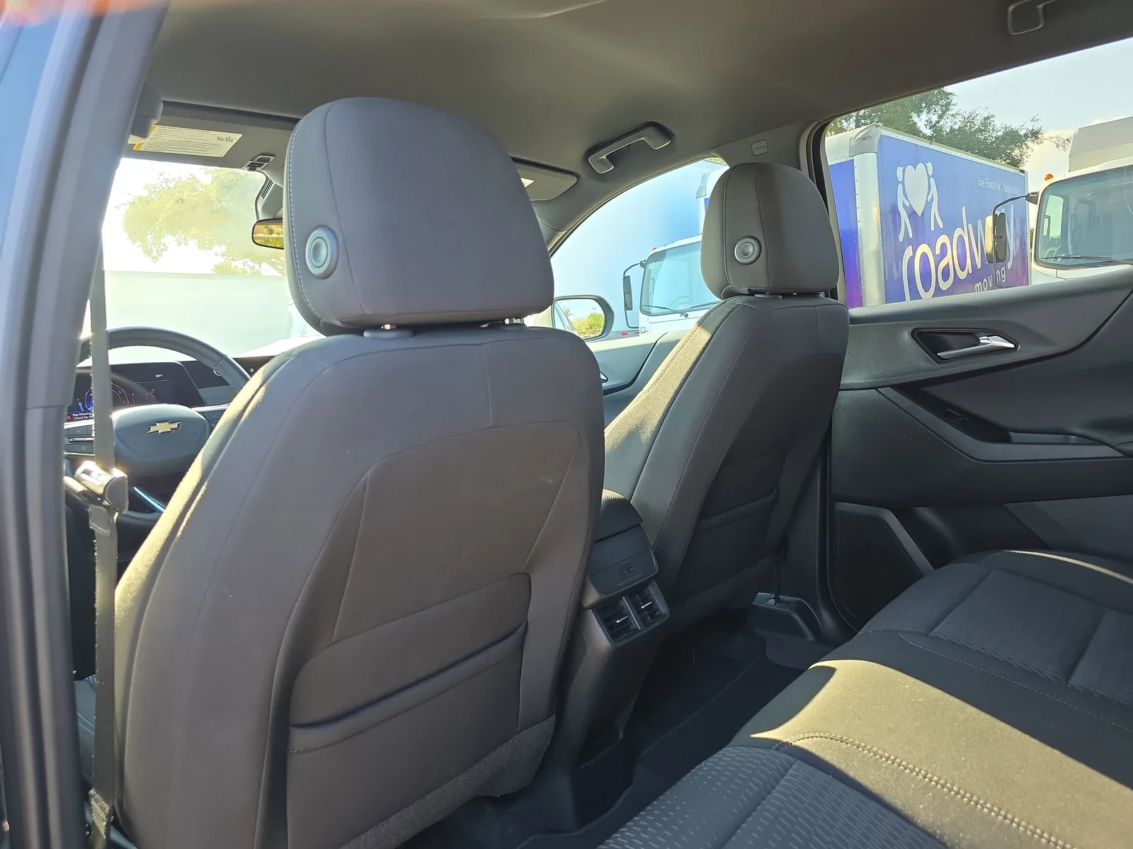 2025 Chevrolet Equinox LT photo 14