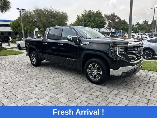 2026 GMC Sierra 1500 SLT photo 16