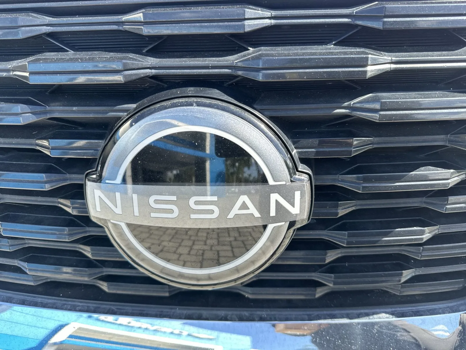 2023 Nissan Rogue SV photo 10