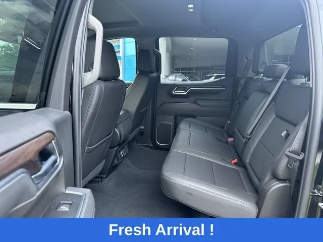 2026 GMC Sierra 1500 SLT photo 27