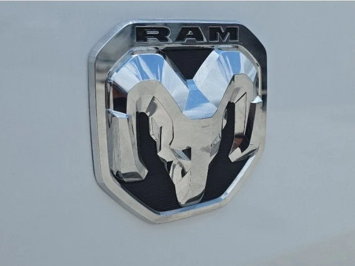 2025 RAM ProMaster Cargo Van Tradesman photo 9