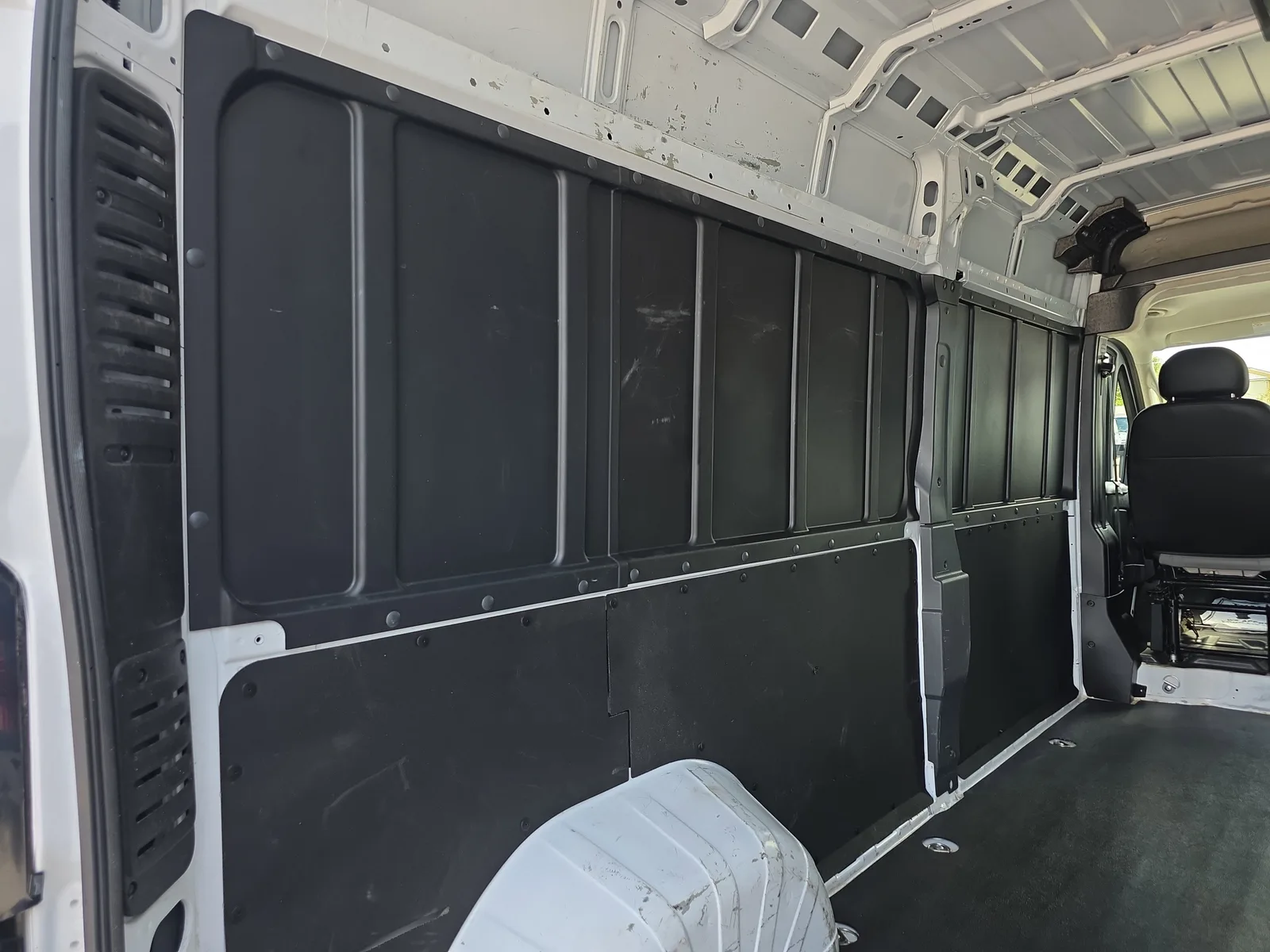 2025 RAM ProMaster Cargo Van Tradesman photo 14