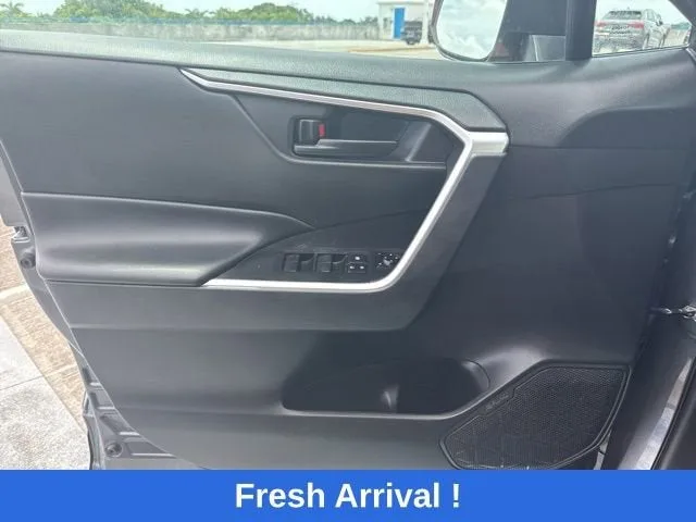 2024 Toyota RAV4 LE photo 11