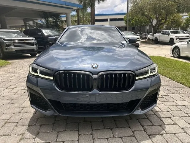 2023 BMW 5 Series 530i photo 19