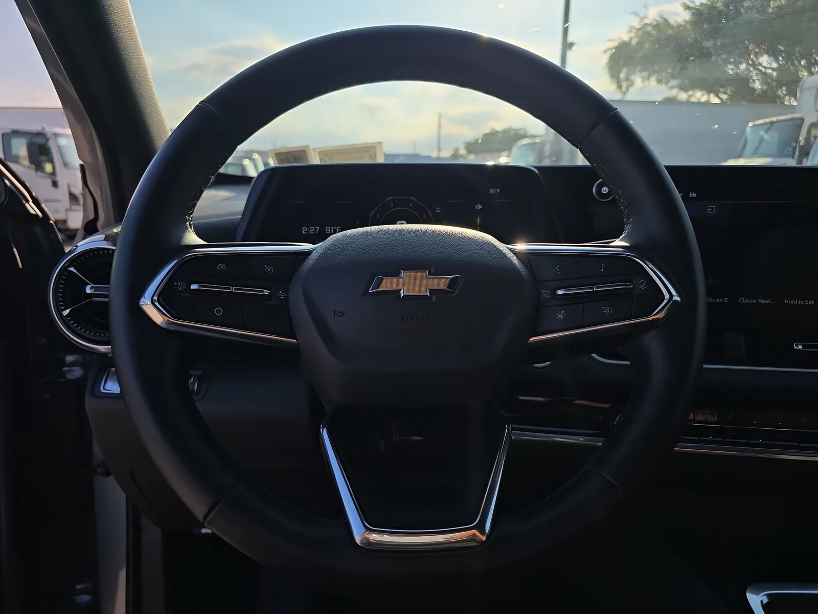2025 Chevrolet Equinox LT photo 27