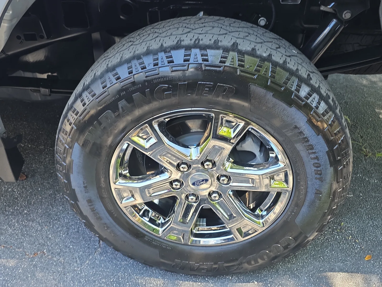 2023 Ford F-150 XL photo 9