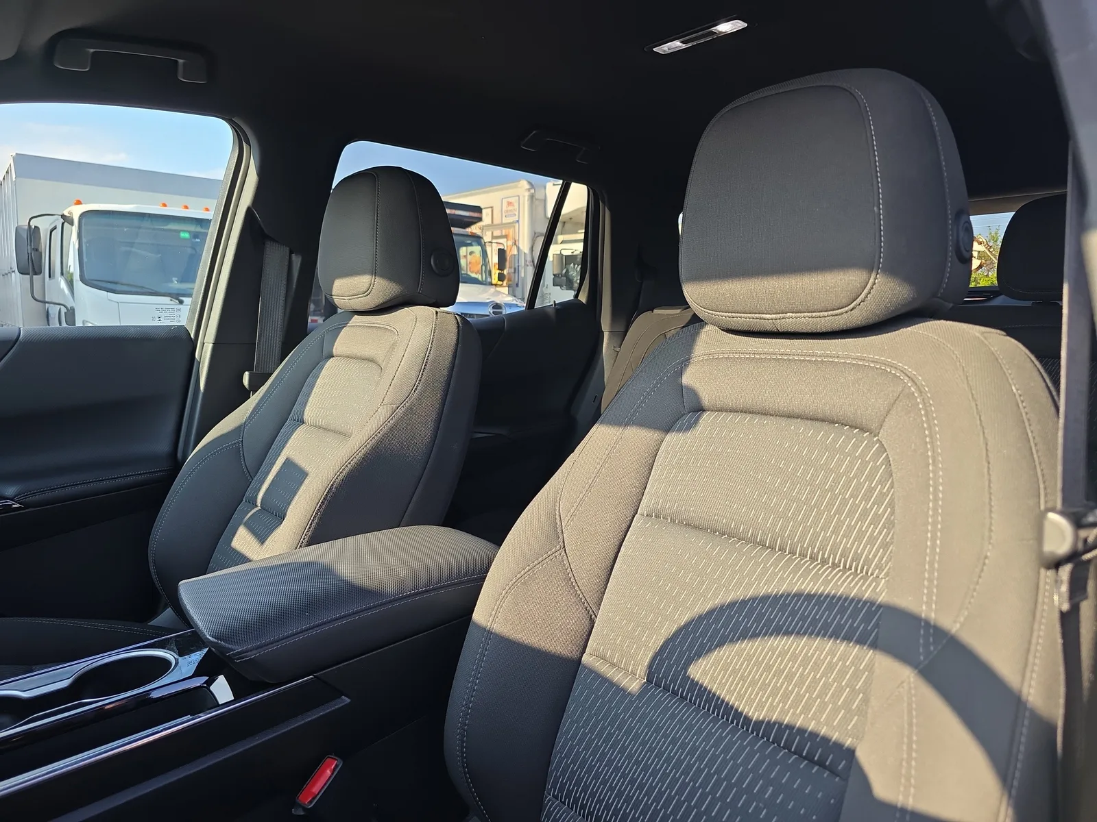 2025 Chevrolet Equinox LT photo 25