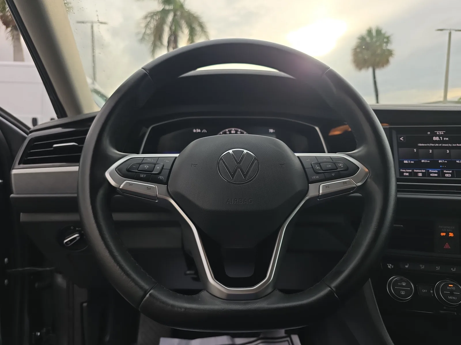 2024 Volkswagen Jetta SE photo 27